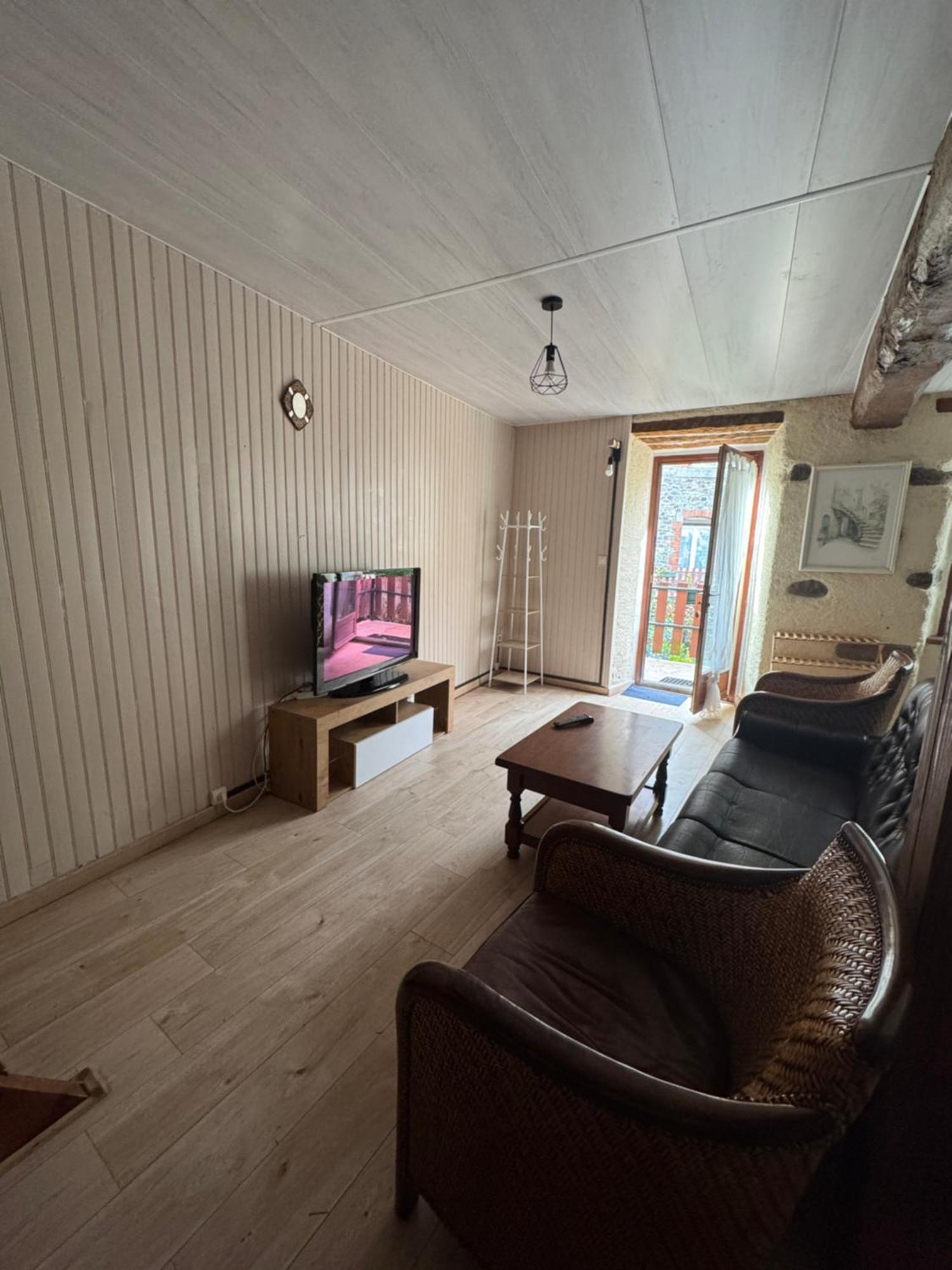 Aucairn Villa Chateau-Verdun Bagian luar foto